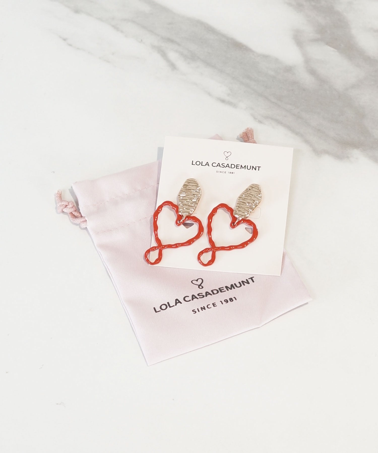 【LOLA CASADEMUNT】Pendientes corazon